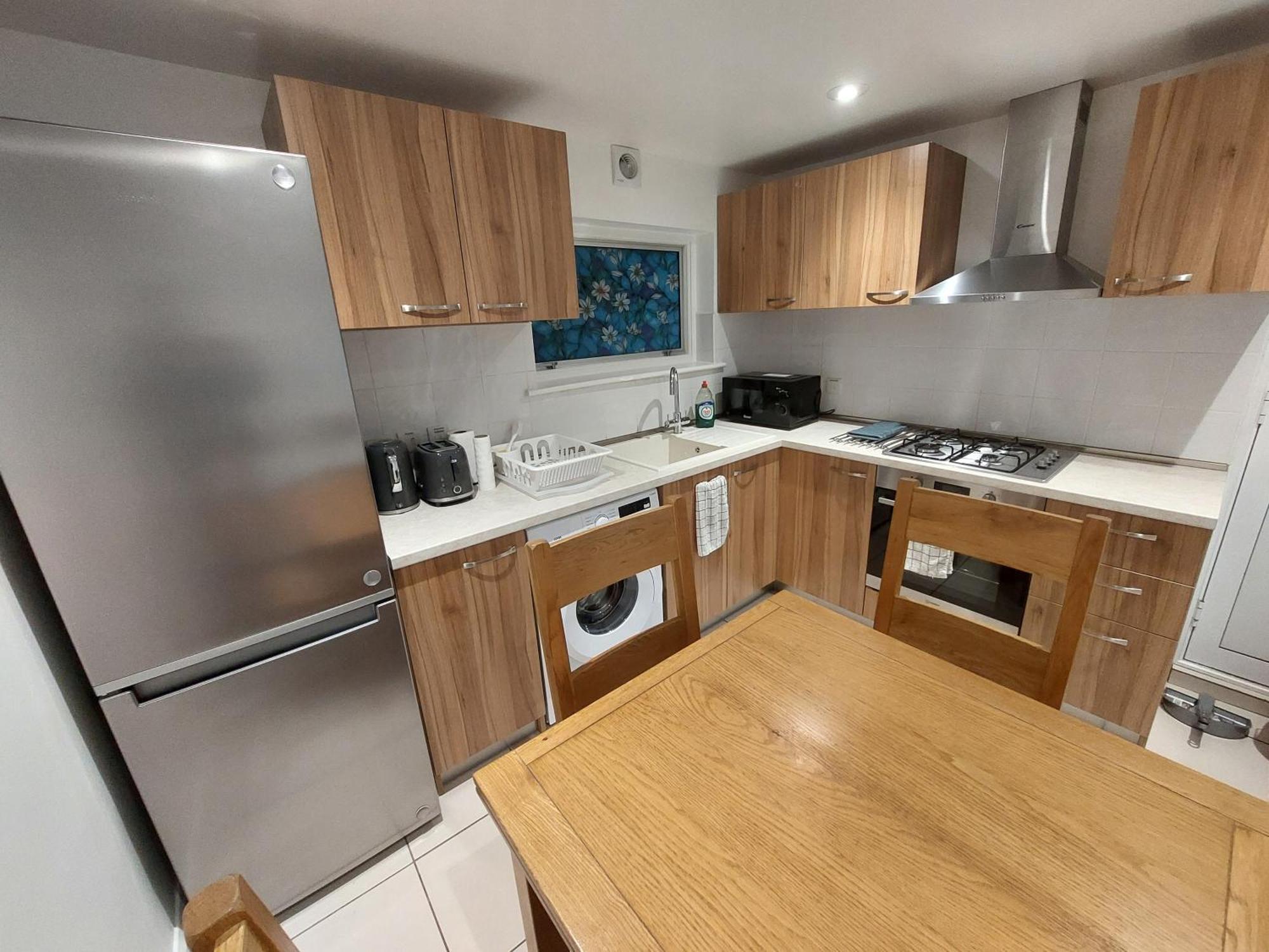 Cosy North Kensington Family Apartment For 4 Persons - Children Stay Free ลอนดอน ภายนอก รูปภาพ